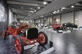 画像: 日本車だけでなく、欧米のクラシックカーの展示も質・量ともに充実している。