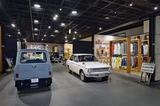 画像: 展示コースを巡れば,自動車誕生の黎明期から現在までの進化の足跡をたどることができるようになっている。