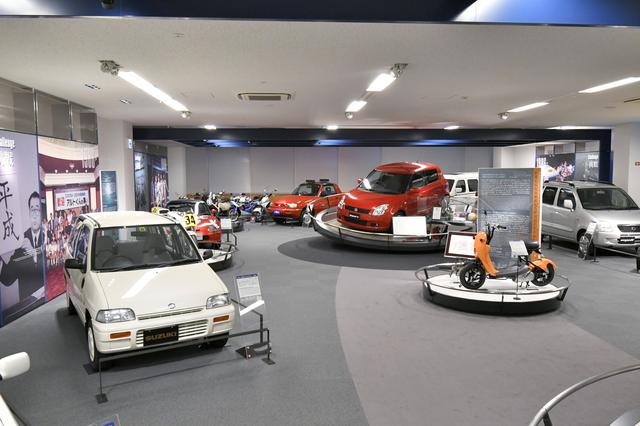 画像: スズキの主力製品をはじめ、ハイブリッドや燃料電池といった新しい技術へ挑戦してきた歴史についても紹介している。