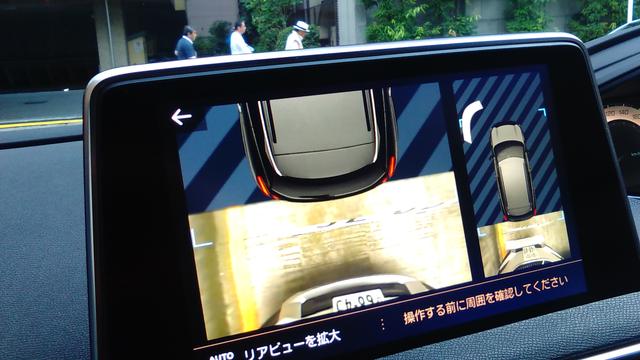 画像: 一定の間隔まで近づくと、画角が自動的に切り替わった。俯瞰の絵柄で間隔もつかみやすい。