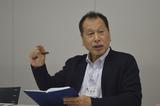 画像: レポートはモータージャーナリストのこもだきよし氏。当時、アドバンHFタイプDに最初に乗った印象を今も忘れないという。
