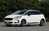 画像: DS5 シック。遠くからでもよく目立つ、抜群の存在感を誇る。