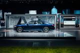 画像: フラッグシップらしい堂々としたスタイルと装備を持つA8。