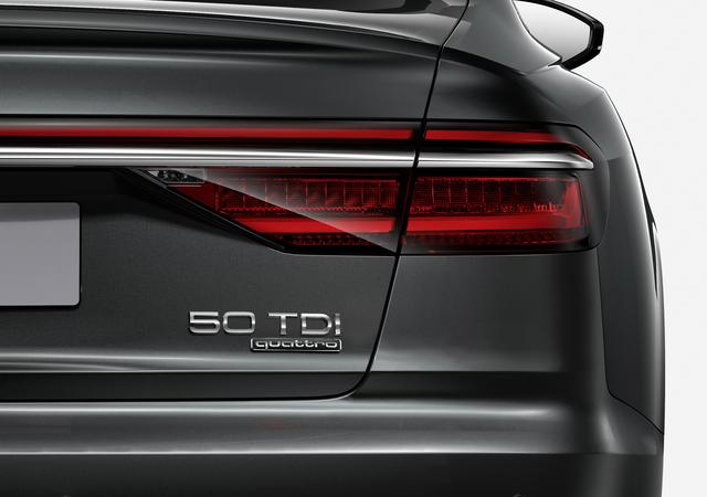 画像: 二桁の数字の後にはパワートレーンの種類、TFSI、TDI、g-tron、e-tronなどが入る。