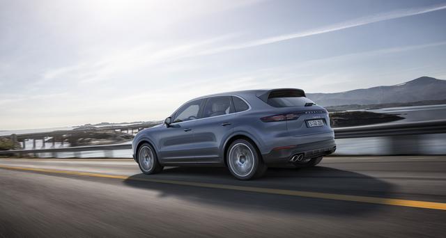 画像: 新型ポルシェ カイエンS。2.9L V6ツインターボの新エンジンを搭載する。