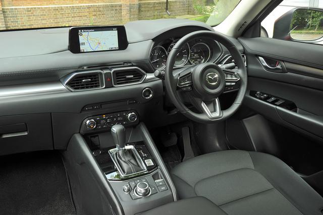 画像1: 長距離を走るのが楽(らく)、いや楽しいマツダCX-5【試乗】