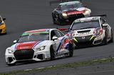 画像: ポールを争った45号車Audi RS3は、ラリードライバー新井敏弘を招聘したがトラブルにより長いピット作業を強いられた。