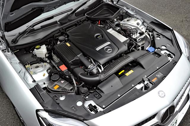 画像: SLC180は1.6L直列4気筒のダウンサイジングターボを搭載。156ps/250Nmのパワースペックに不満はない。