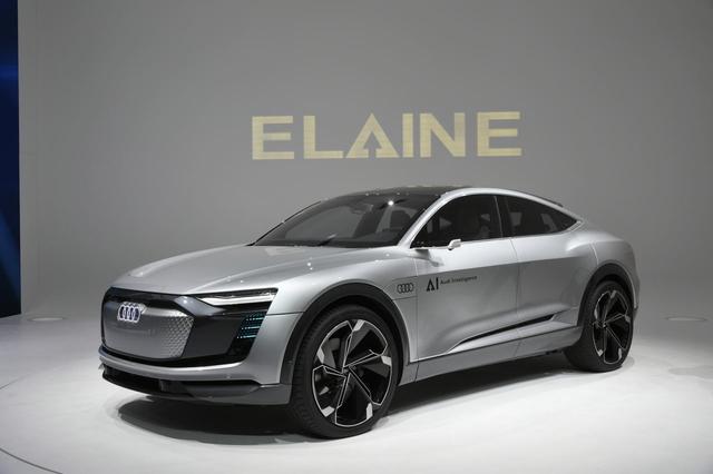 画像: AIという表現を「Audi Intelligence(アウディインテリジェンス)」とするアウディのコンセプトモデル「ELAINE(イレーヌ、と読むのでしょうか? )」。自動運転などの機能はもちろんのこと「スポーツバック」としての新しいデザインも提案されていますね。