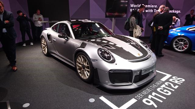 画像2: 新型カイエンと911GT2 RSだけだと思っていたら……
