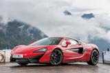 画像: マクラーレン 540C。車名どおり、最高出力540psのエンジンを搭載する。
