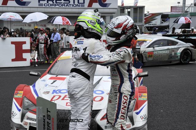 画像: ファイナルラップの真実は本山哲と平手晃平、2人だけのヒ・ミ・ツ♪