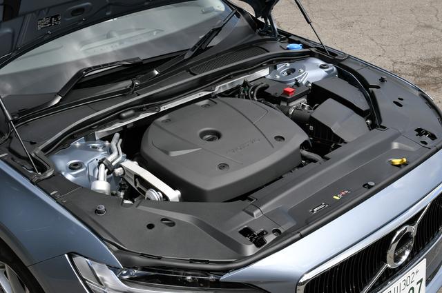 画像: V90 T5に搭載されるパワートレーンはB420型2L直4ターボエンジン(245ps/350Nm)。トランスミッションは8速ATとなる。