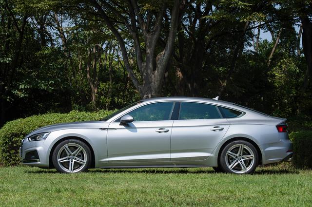画像: A5スポーツバック 2.0TFSI スポーツはスポーツサスペンションを標準装備し、さらにクワトロスポーツより車両重量が80kg軽い。コーナリング特性は軽快だ。