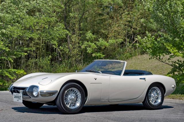 画像: 映画で実際に使われた2000GTのボンドカーは、トヨタ博物館に展示されている。