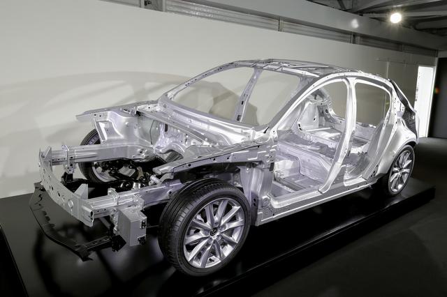 画像: スカイアクティブ ビークルアーキテクチャーという考えのもとに開発されたボディ。