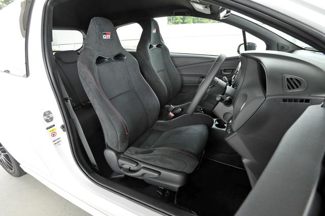 画像3: 頂点の「GRMN」は 専用エンジンが刺激的