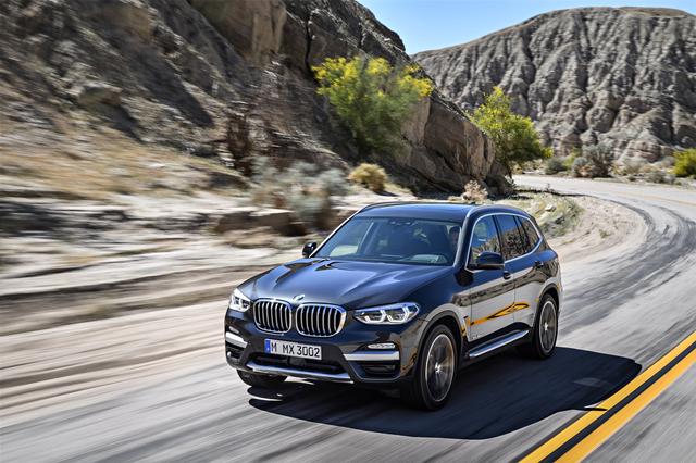 画像: 新型BMW X3はシルエットを大きく変えず、細部のデザインを上質にスポーティに