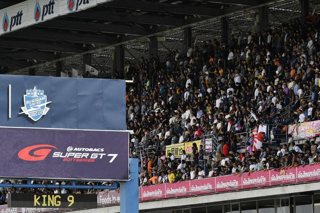 画像: KING9=ラーマ9世、その人間性により全てのタイ国民に愛されたプミポン前国王