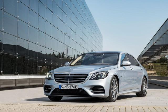 画像: メルセデス・ベンツが発表した新世代プラグインハイブリッド、S560e。充電可能なプラグイン燃料電池車、GLC F-CELLも開発している。