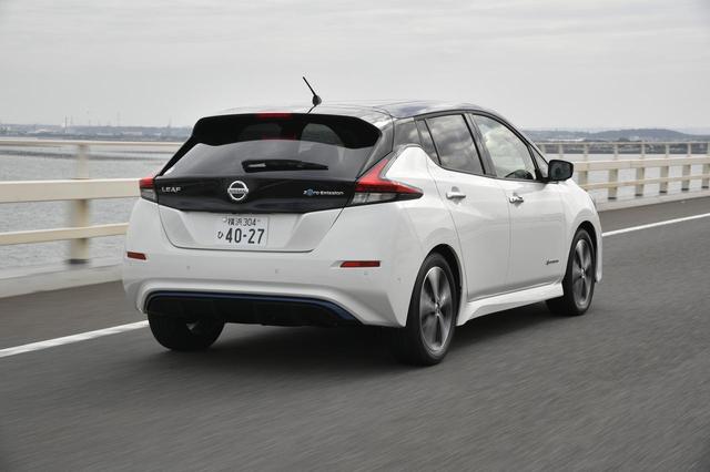 画像: 低重心で快適な乗り味。アクセルペダルだけで運転できる「e-Pedal」は、とくに街乗りでは使いやすい。
