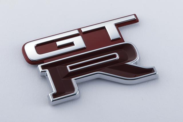 画像: NISMOヘリテージパーツの第一弾はR32GT-R用パーツ(約80点)。