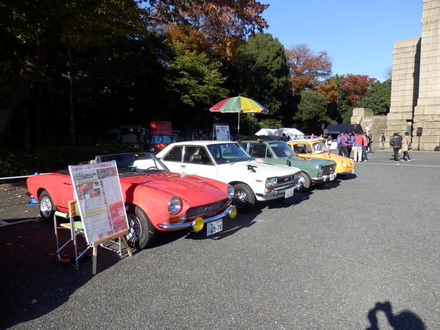 画像: 参加車は、1987年以前ならば、国内外、メーカーを問わず参加できる。スバル360や510ブルーバードなどなど、トヨタ車以外のクルマも目立った。