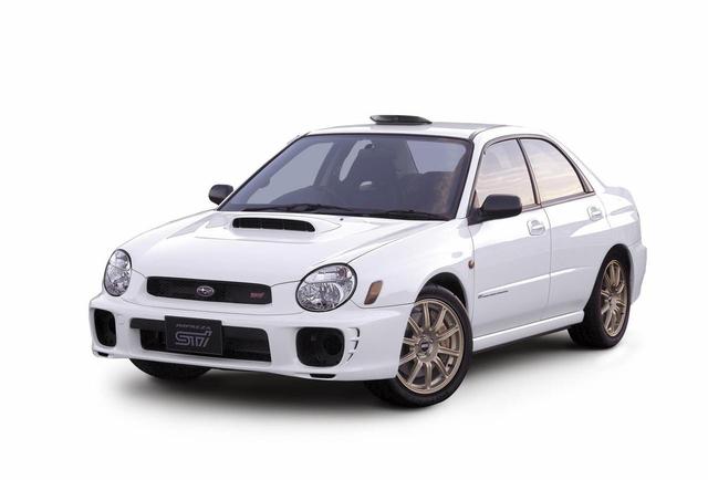 画像: 17インチタイヤ仕様車はBBSのホイールを装着。ルーフベンチレーターが競技用モデルらしい。295万3000円(当時)。