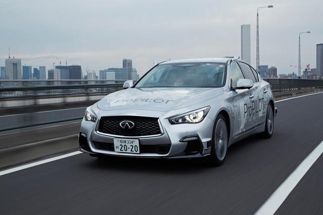 画像: 首都高を走行中の実験車両。
