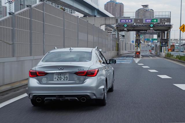 画像: もちろん、首都高速に乗るためのETCレーンも自動運転で通過できる。