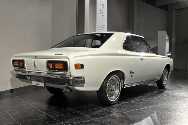 画像: いま見ても新鮮で流麗なスタイリング。その後、受け継がれる2ドアHTの原点がここにある。