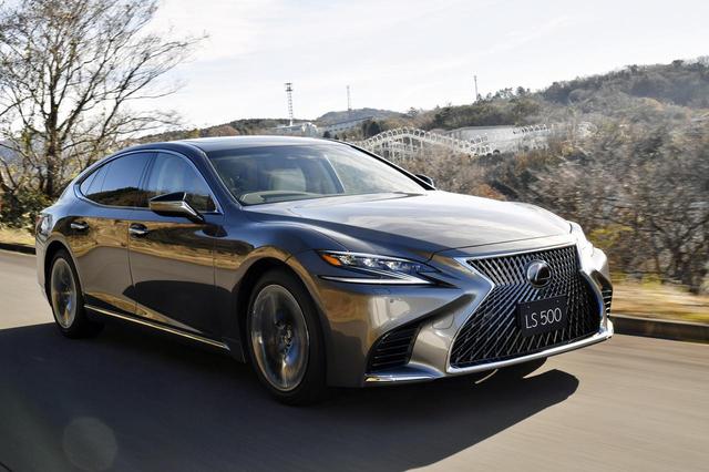 画像: ツインターボのLS500はクローズドコースでの試乗だったので、本格的な試乗レポートはあらためてお届けする予定だ。