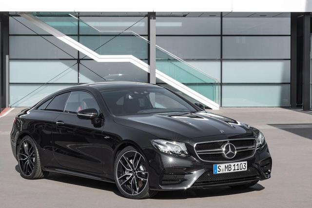 画像: 北米国際自動車ショーで公開された53シリーズのひとつ、メルセデス・AMG E53 4MATIC+ クーペだ。