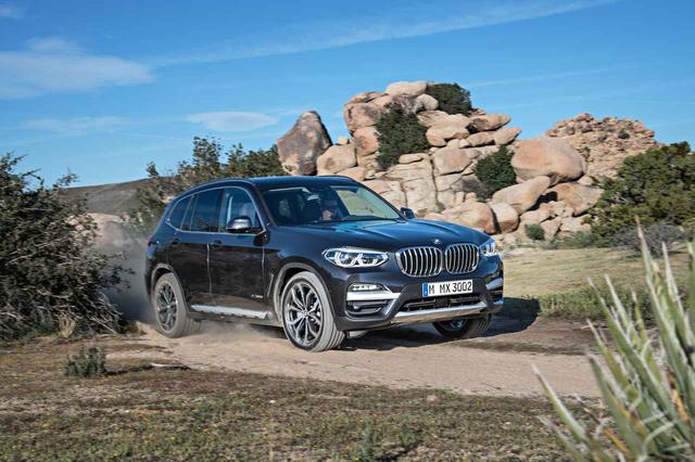 画像: BMWの新型X3。横浜ゴムの「アドバン・スポーツV105」が新車装着される。