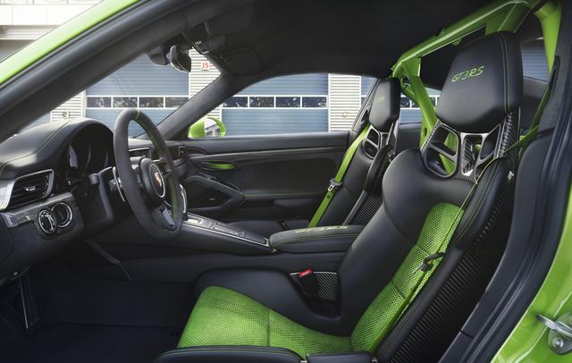 画像: これはロールオーバーバーが入ったクラブスポーツパッケージ装着車。