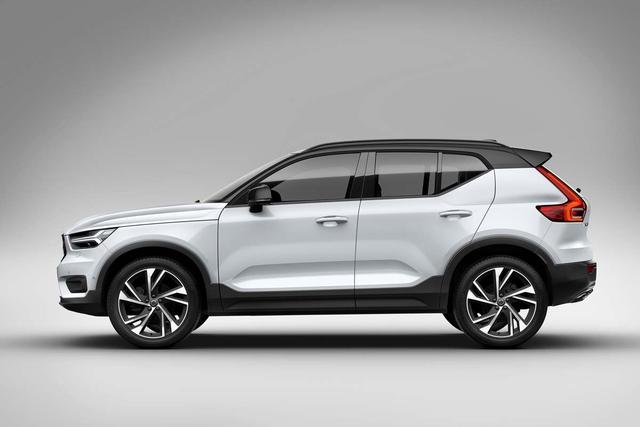 画像: プレスがいくつも取り入れられた、XC40のサイドデザイン。