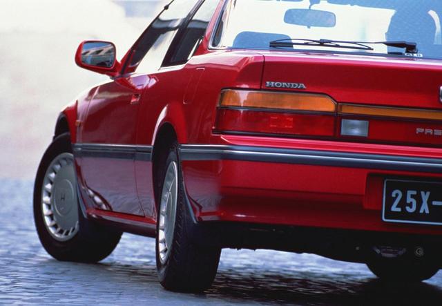 画像: 2.0Si。4WSは高速走行時は違和感がなかったが、低速時、とくに車庫入れのときにはドライバーのイメージよりも曲がるので、慣れるまでに違和感があったという。