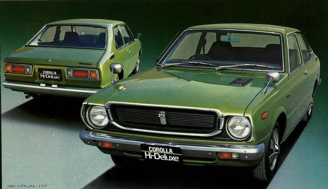 画像: 3代目カローラ1600ハイデラックス。このモデルから、カローラが車名別生産台数で世界一となった。