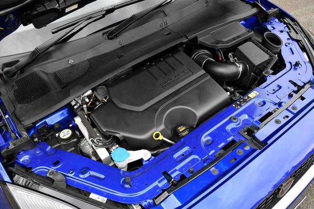 画像: ジャガーEペイス P250に搭載されている2L直4ターボは249ps/365Nmを発生。