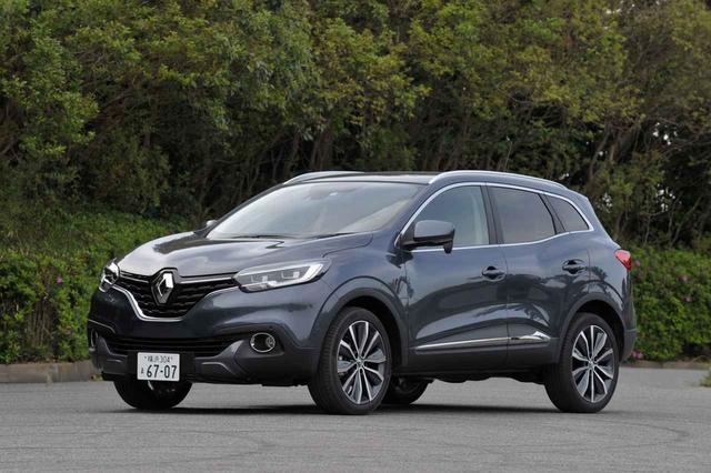 画像: 日産のエクストレイルと競合しそうなサイズ感に見えるが、スペックを比較するとルノー カジャーの方が全長で235mm短い。