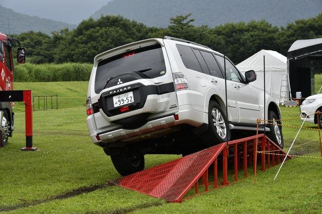 画像: 凄ンげ〜!! 4WDキット同乗体験会では三菱4WDの底力に驚愕!