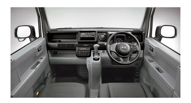 画像: Gのインパネ。オートエアコンは全車に標準装備。CVTはインパネシフトを採用。物入れのスペースは多い。