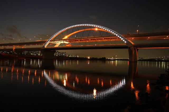 画像: 五色桜大橋(中央環状線)