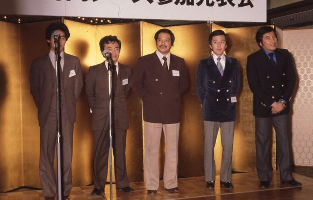 画像: ドライバーは寺田陽次朗さん(中央)ほか、生沢徹さん、鮒子田寛さんなど超一流どころが揃ったが、それでも完走できなかった。ル・マンの壁は厚かった…。