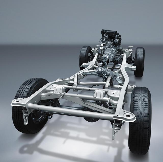 画像: 伝統のメカニズムはさらに進化。縦置きエンジン、パートタイム4WD、そしてラダーフレーム…ジムニーのアイデンティティがしっかり受け継がれている。