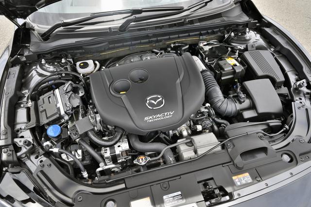画像: 2.2Lクリーンディーゼルエンジン