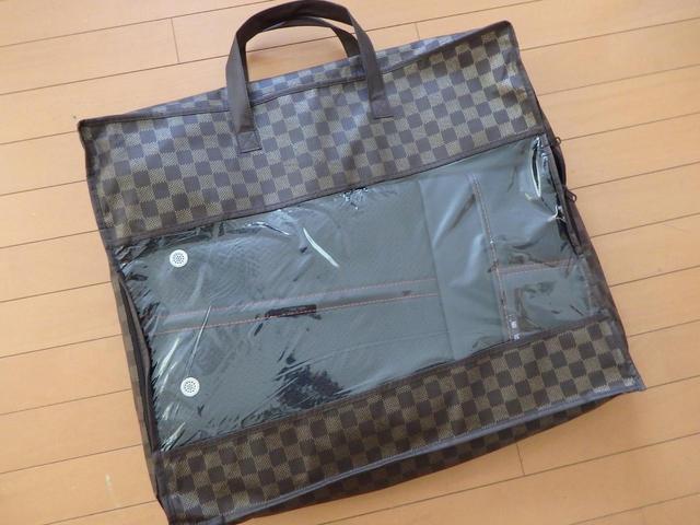 画像: 商品はこのような袋に入っているので、使わない時にもしまっておくことができる。