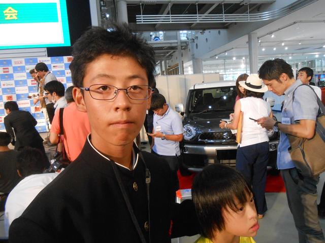 画像: 1級最年少合格者となった都築さん。現在は中学2年生の14歳で、主要科目はオール5だそうだ。