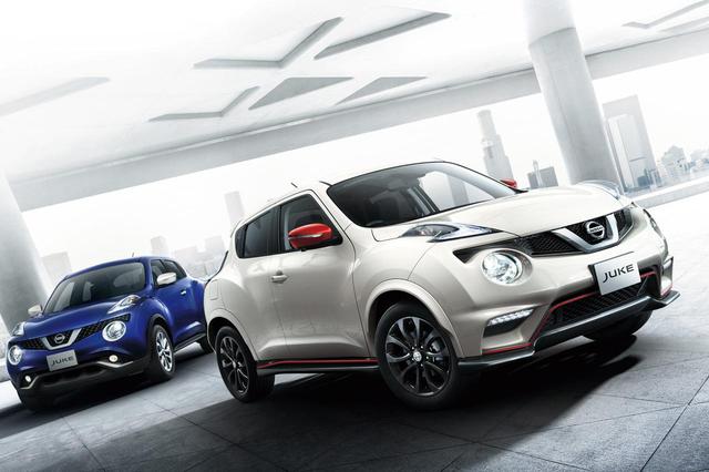 画像: ジューク15RX Vセレクション Style NISMO。後ろに写っているのはベースモデルの15RX 15RX Vセレクション。