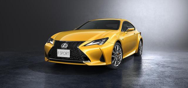 画像: こちらはレクサスRC350 F SPORT。
